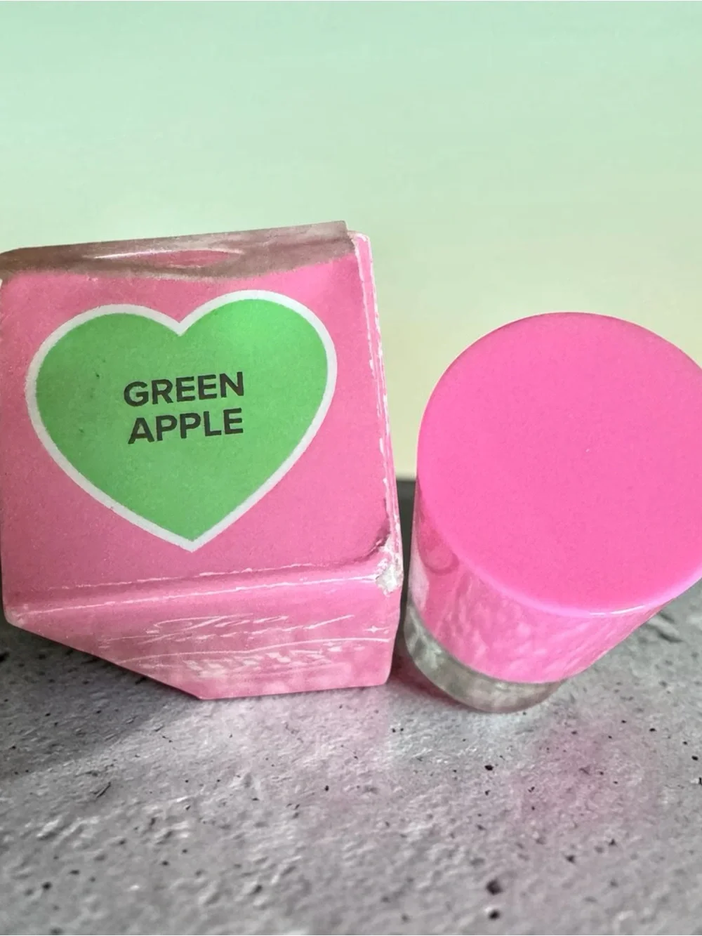 Too Faced Kissing Jelly Lip Oil Gloss in the shade Green Apple NIB